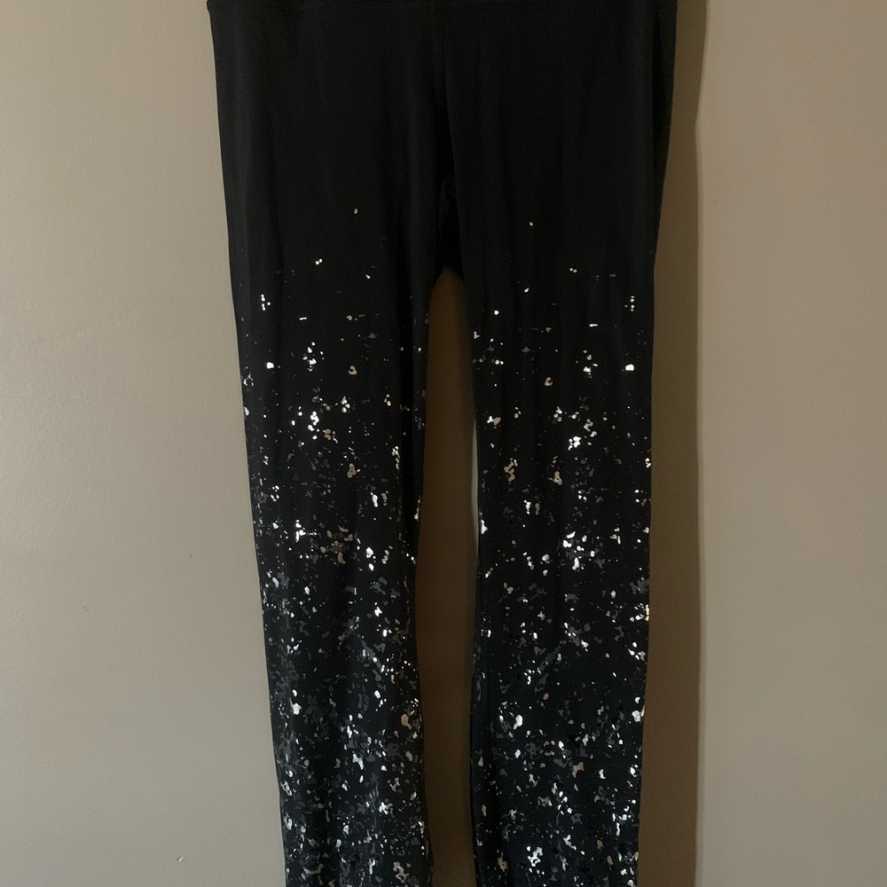 Lululemon Women's Black and Silver Leggings